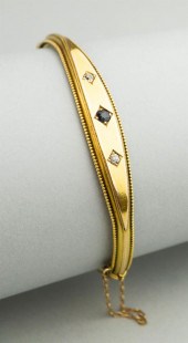 VINTAGE 14K YELLOW GOLD BANGLE