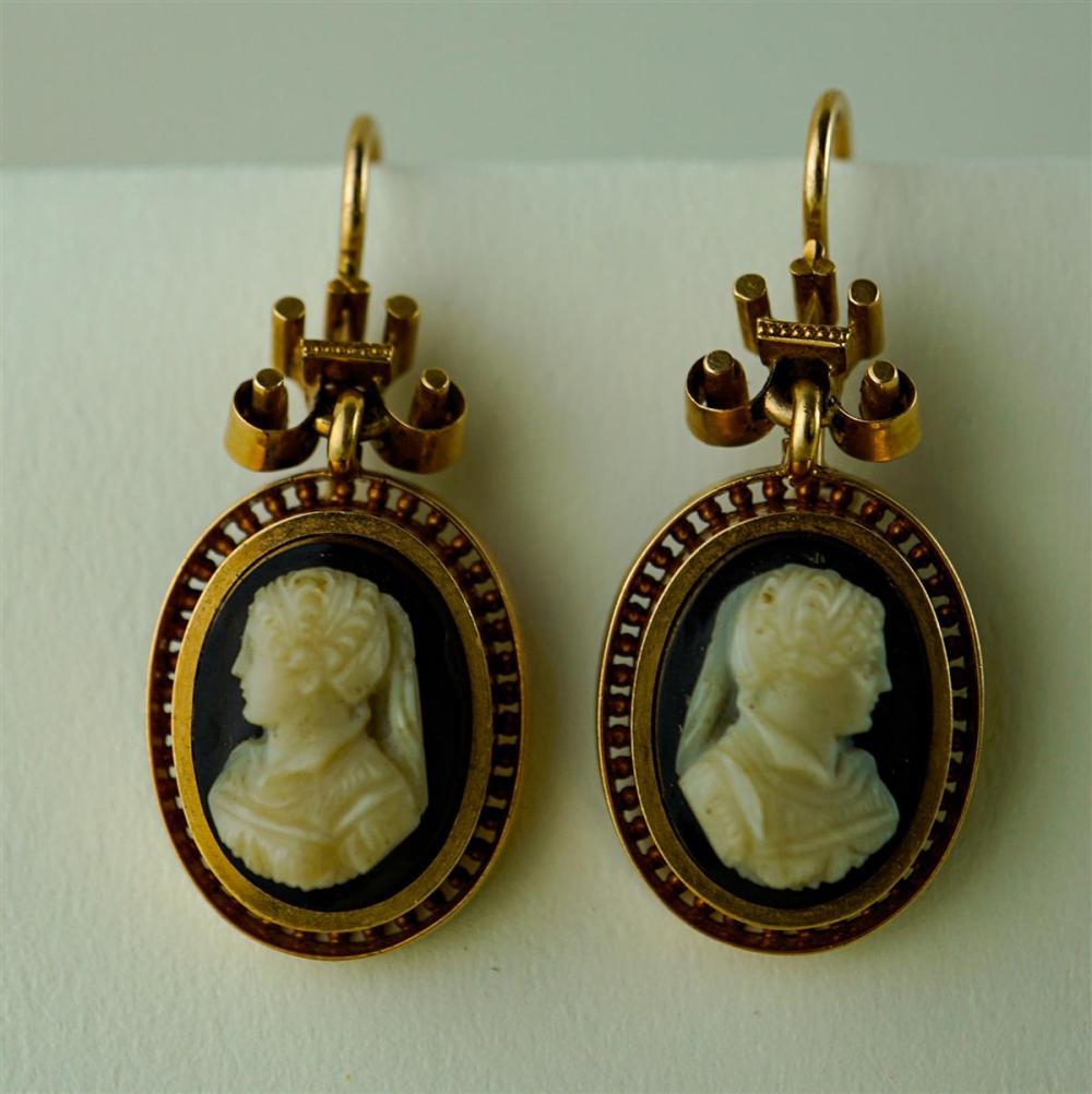 VINTAGE 14K YELLOW GOLD CAMEO