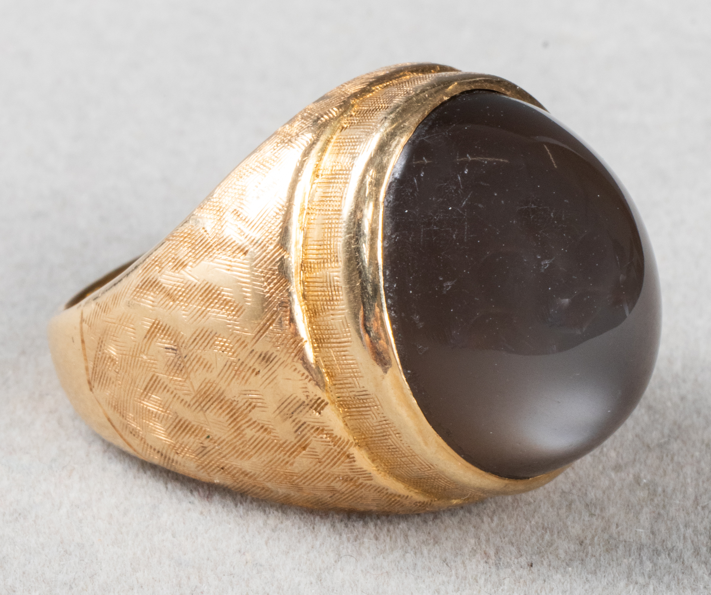VINTAGE 14K YELLOW GOLD GRAY