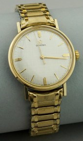 VINTAGE 14K YELLOW GOLD OMEGA