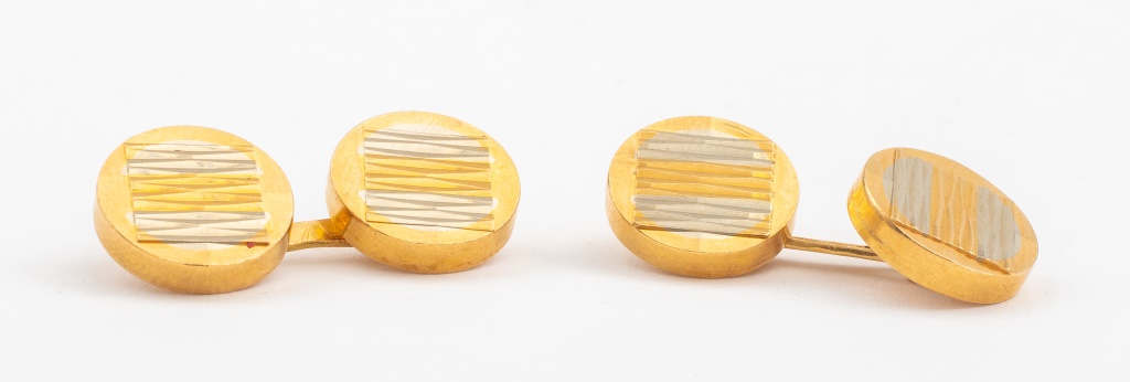 VINTAGE 18K GOLD ENGRAVED DOUBLE