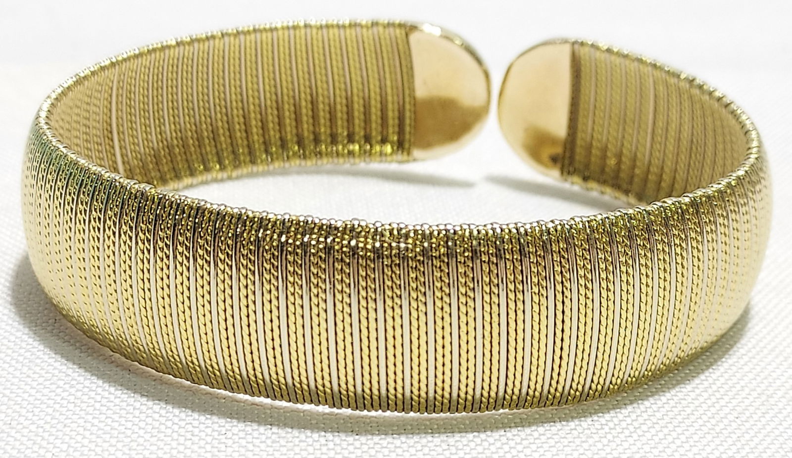 VINTAGE 18K YELLOW GOLD CHIMENTO