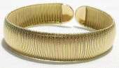 VINTAGE 18K YELLOW GOLD CHIMEN