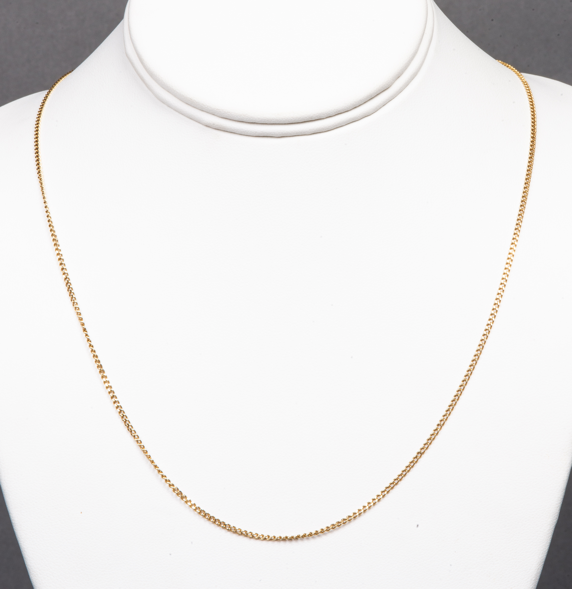 VINTAGE 18K YELLOW GOLD CURB LINK