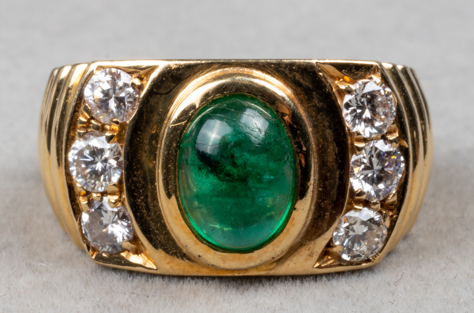 VINTAGE 18K YELLOW GOLD EMERALD &