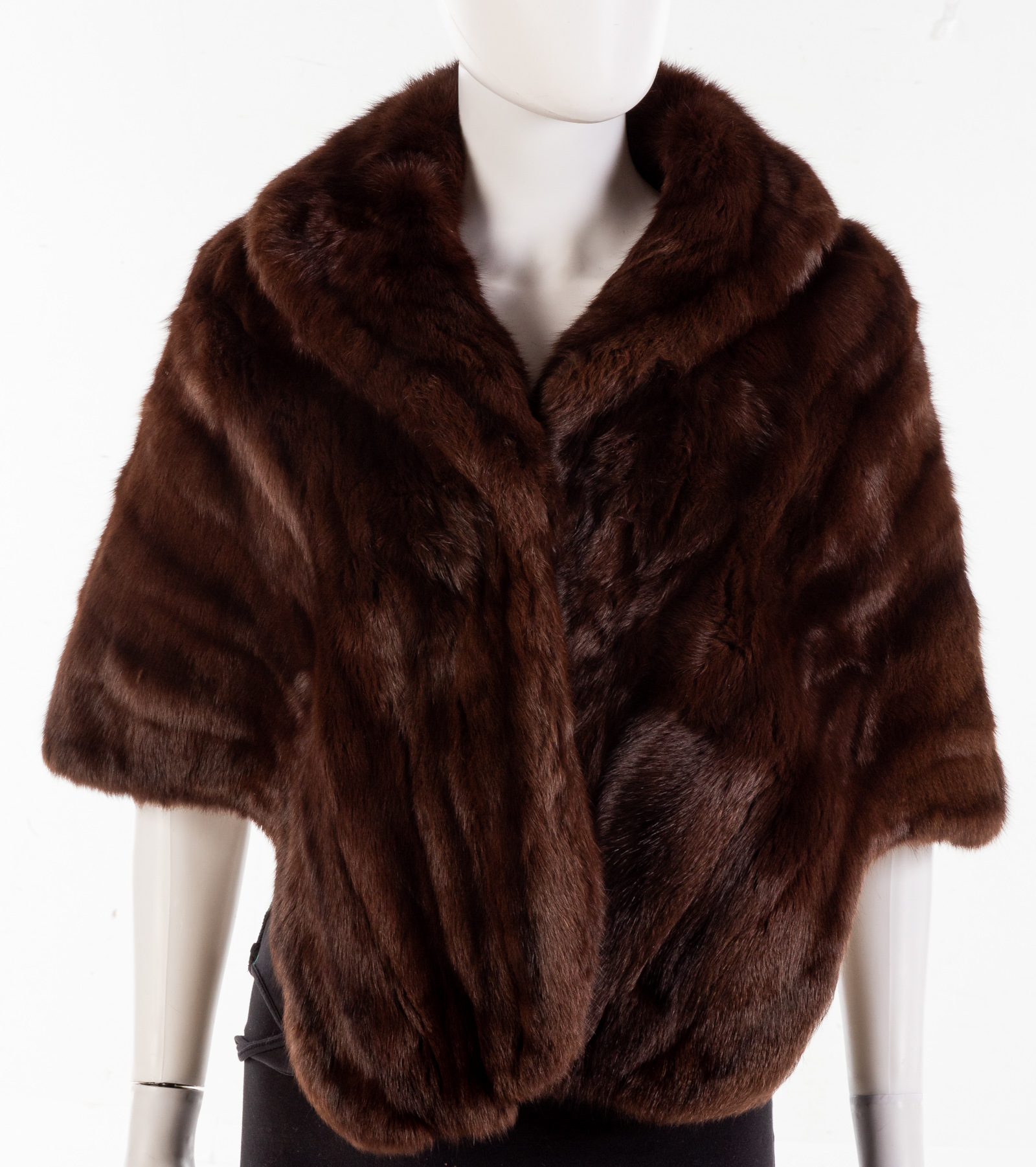VINTAGE 1950S AMBER MINK STOLE .