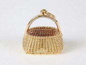 VINTAGE 1997 GOLDEN BASKET GLE