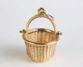 VINTAGE 2000 GOLDEN BASKET GLE
