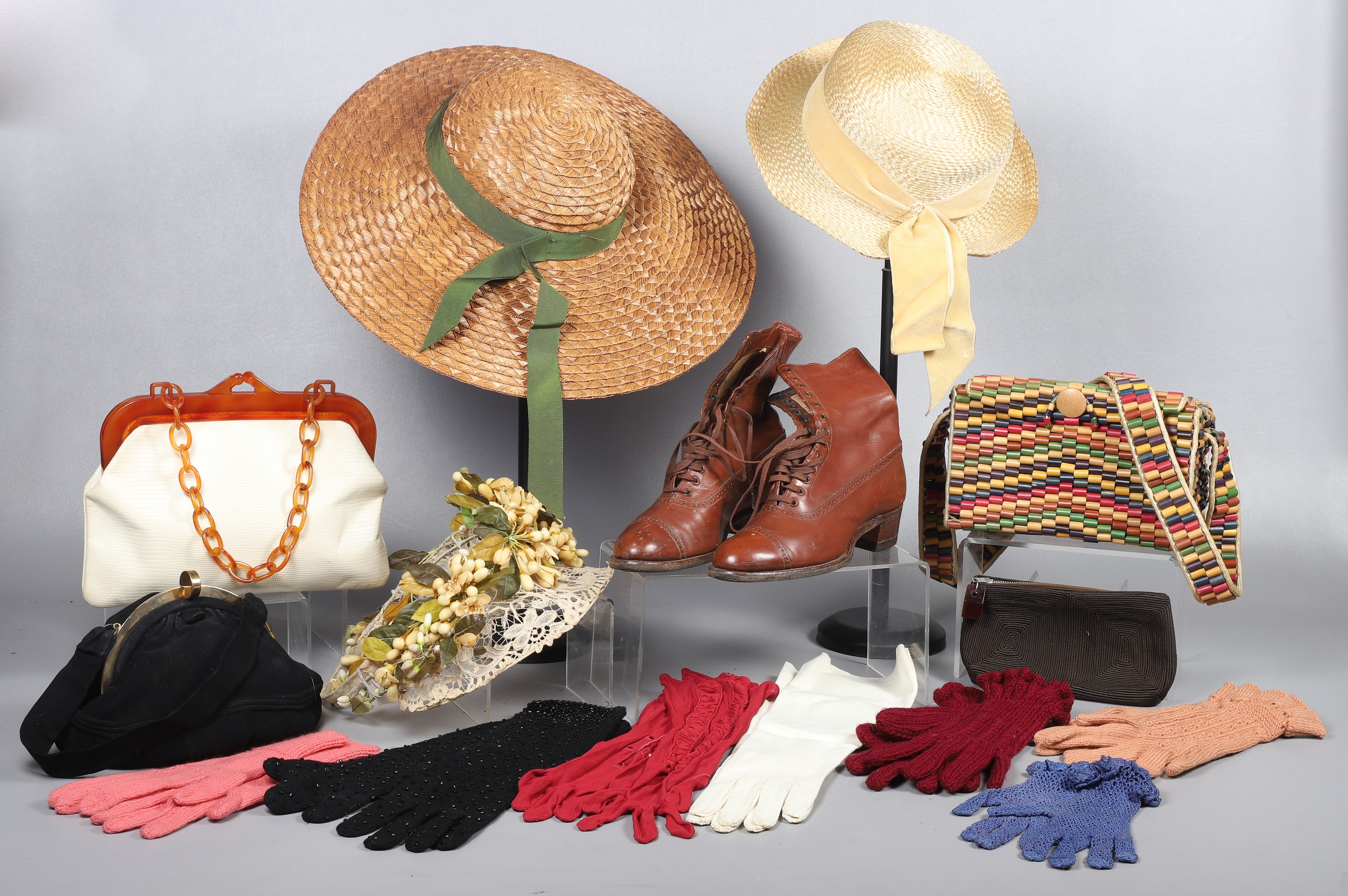 Vintage accessories group to