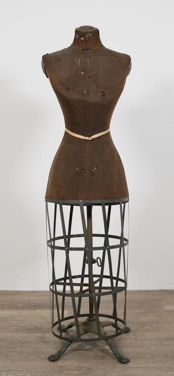VINTAGE ACME ADJUSTABLE DRESS