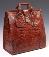 VINTAGE ALLIGATOR LEATHER FRAM