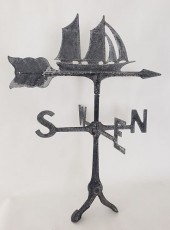 VINTAGE ALUMINUM SAILBOAT DIRE