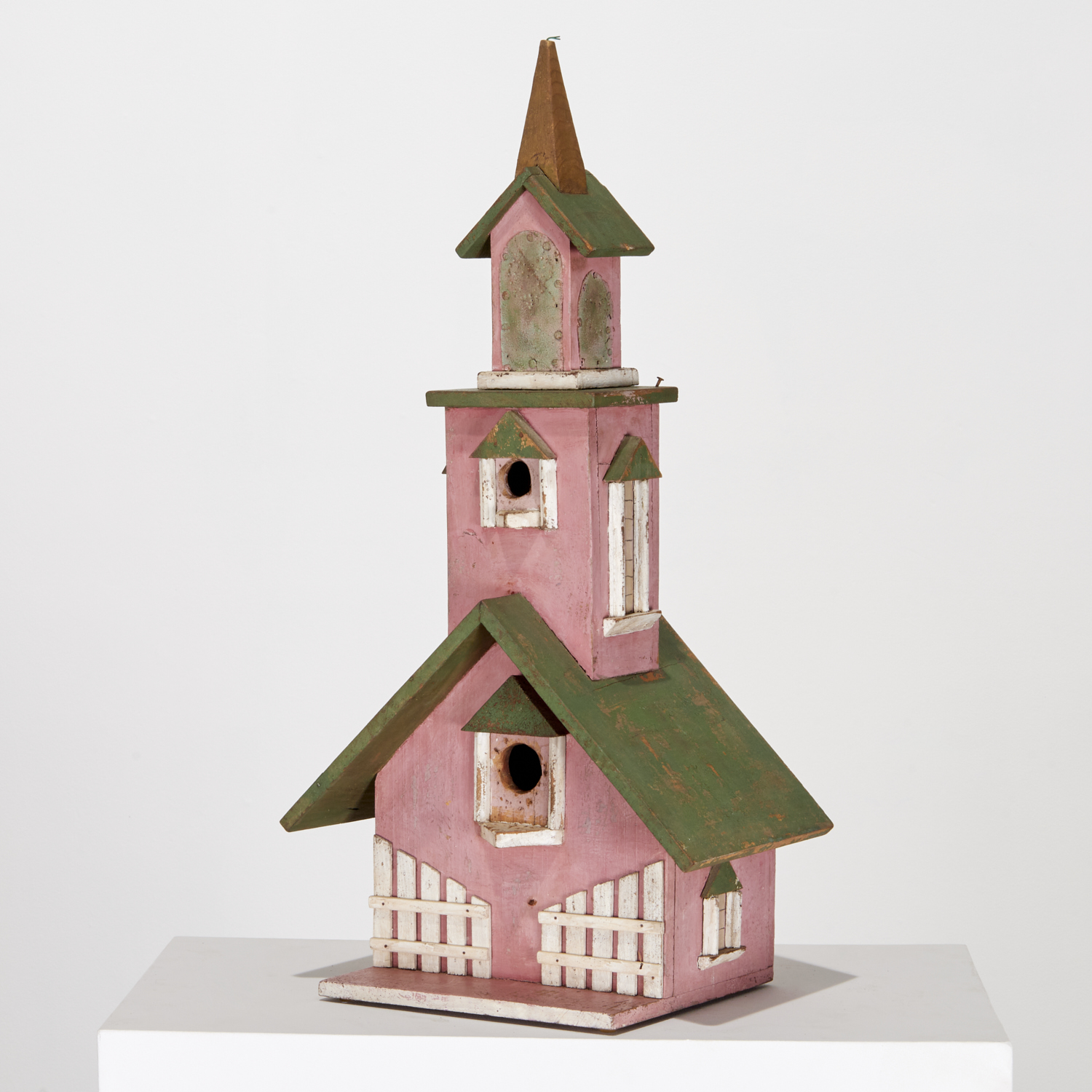 VINTAGE AMERICAN FOLK ART BIRDHOUSE