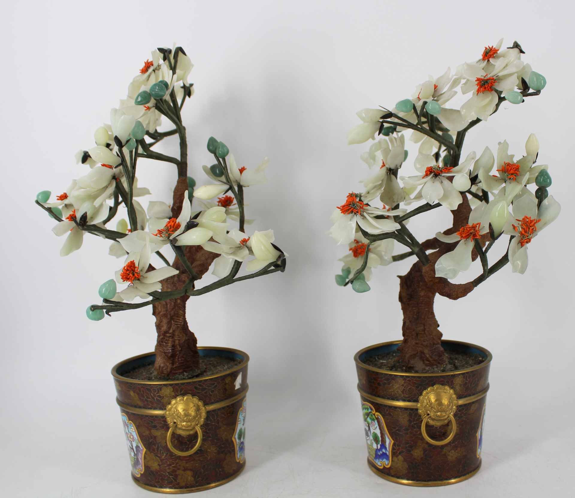 VINTAGE AND FINE QUALITY PAIR OF