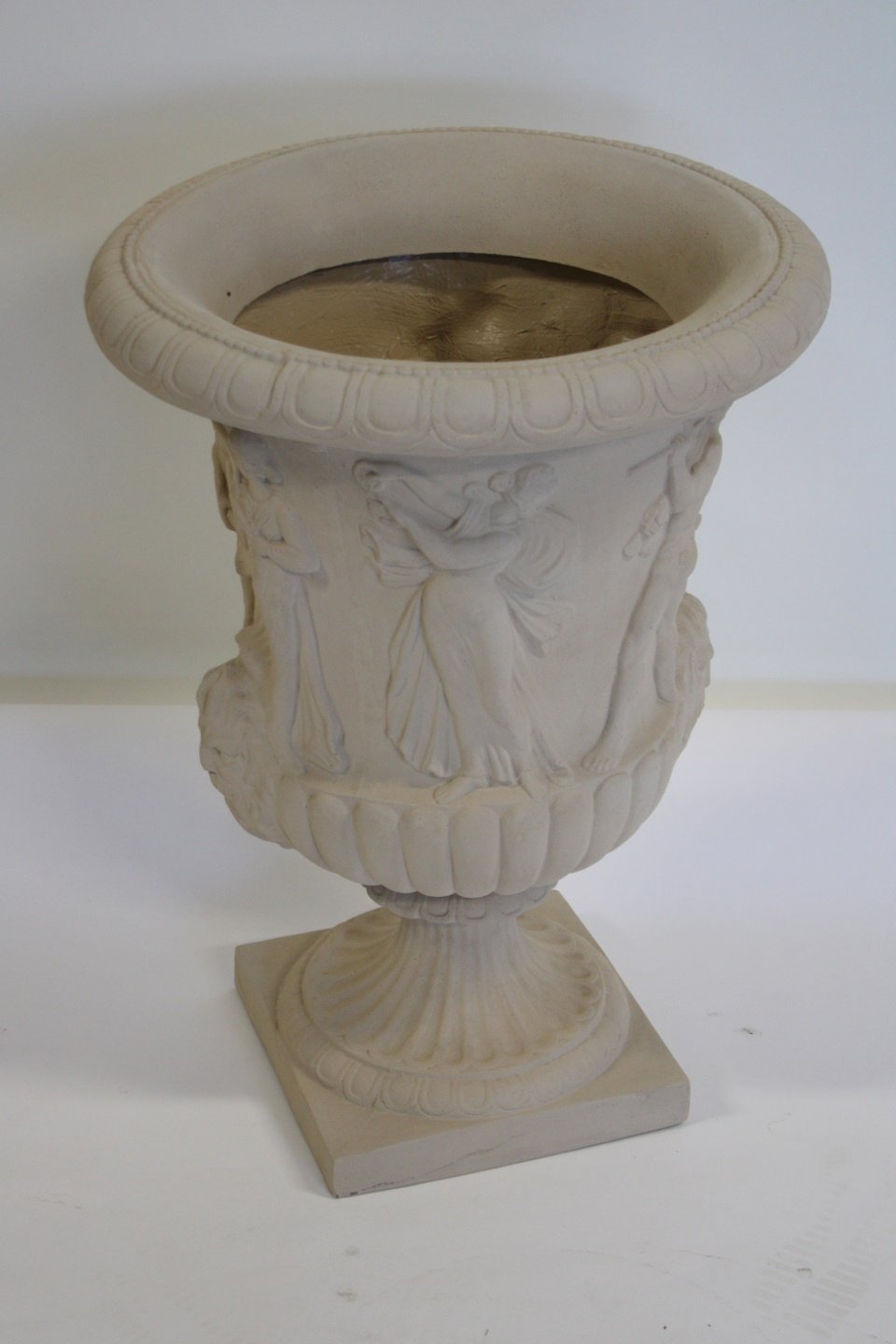 VINTAGE AND WELL EXECUTED CLASSICAL