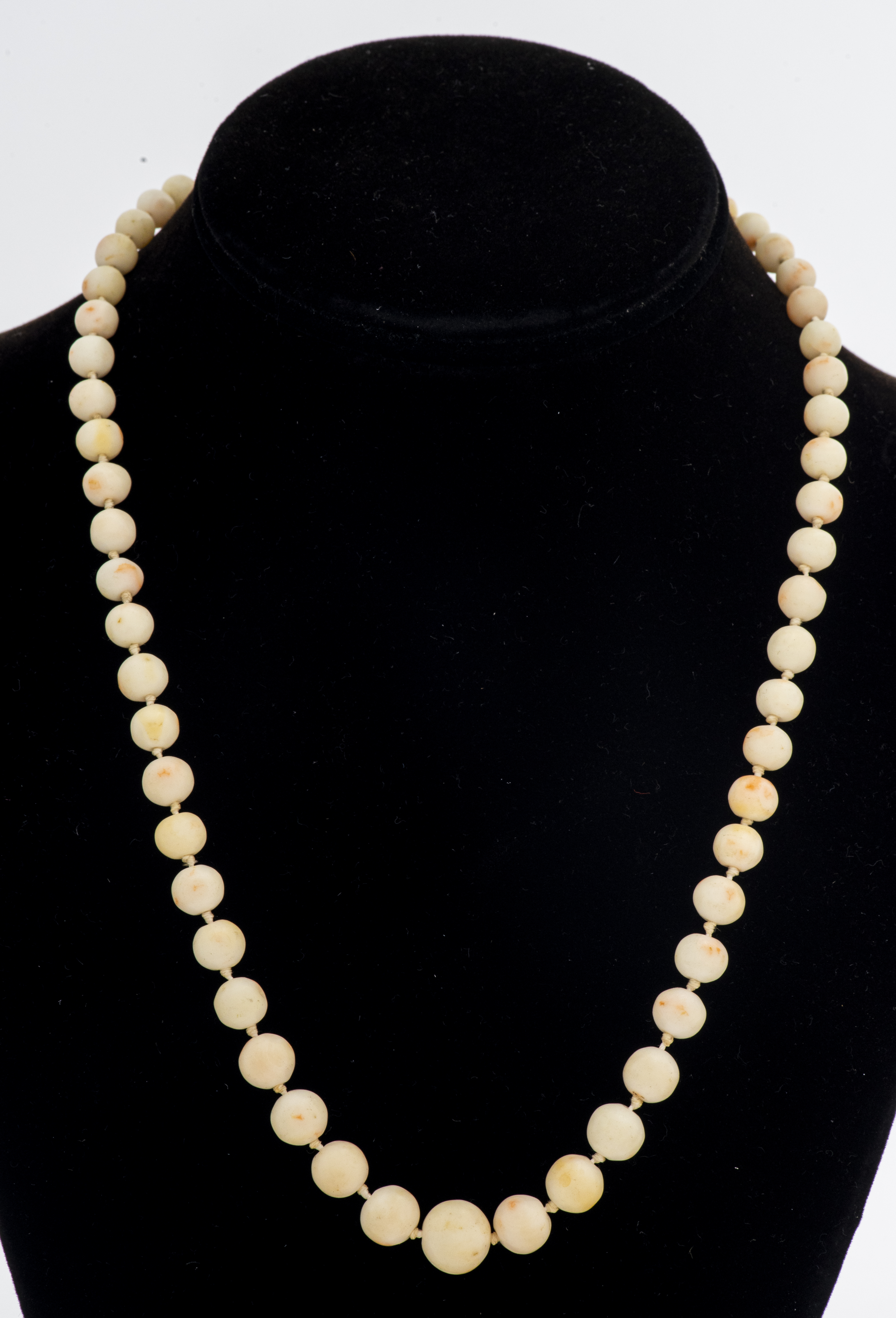 VINTAGE ANGEL SKIN CORAL
