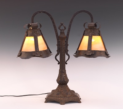 Vintage Arts & Crafts Style