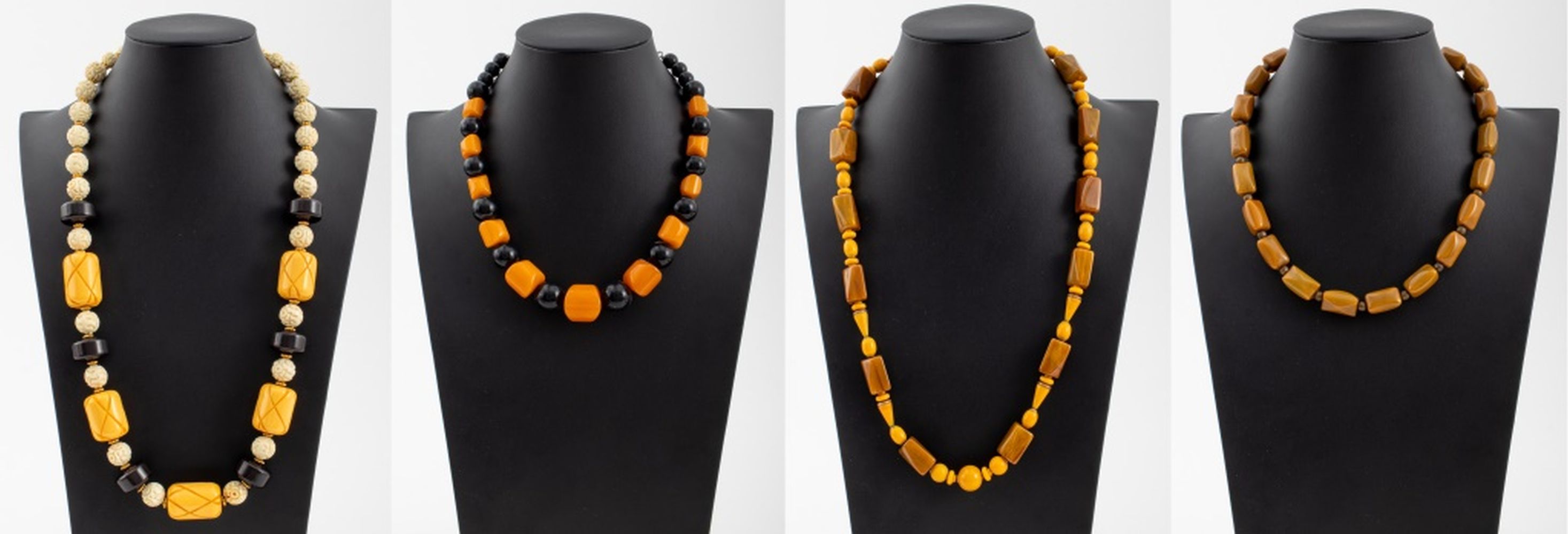 VINTAGE BAKELITE NECKLACES, 4 Group
