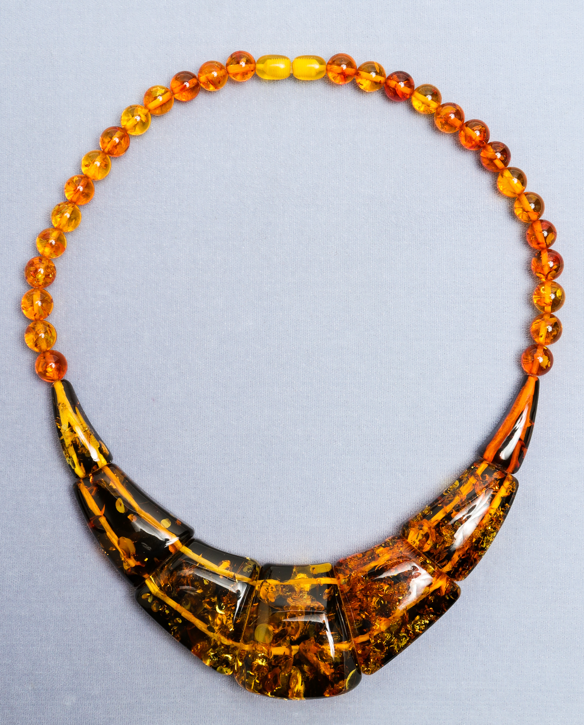 VINTAGE BALTIC AMBER BEADED BIB