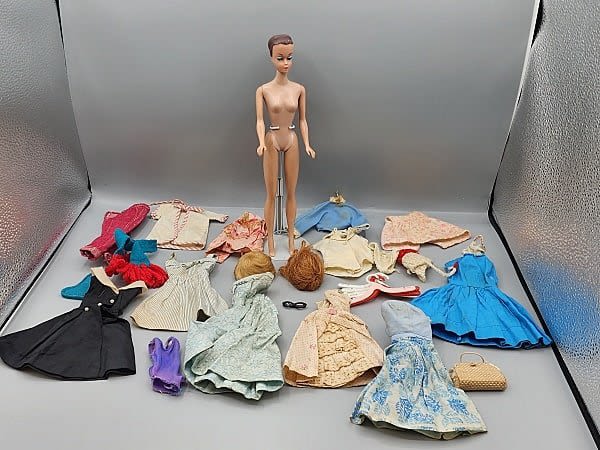 Vintage Barbie Fashion Queen