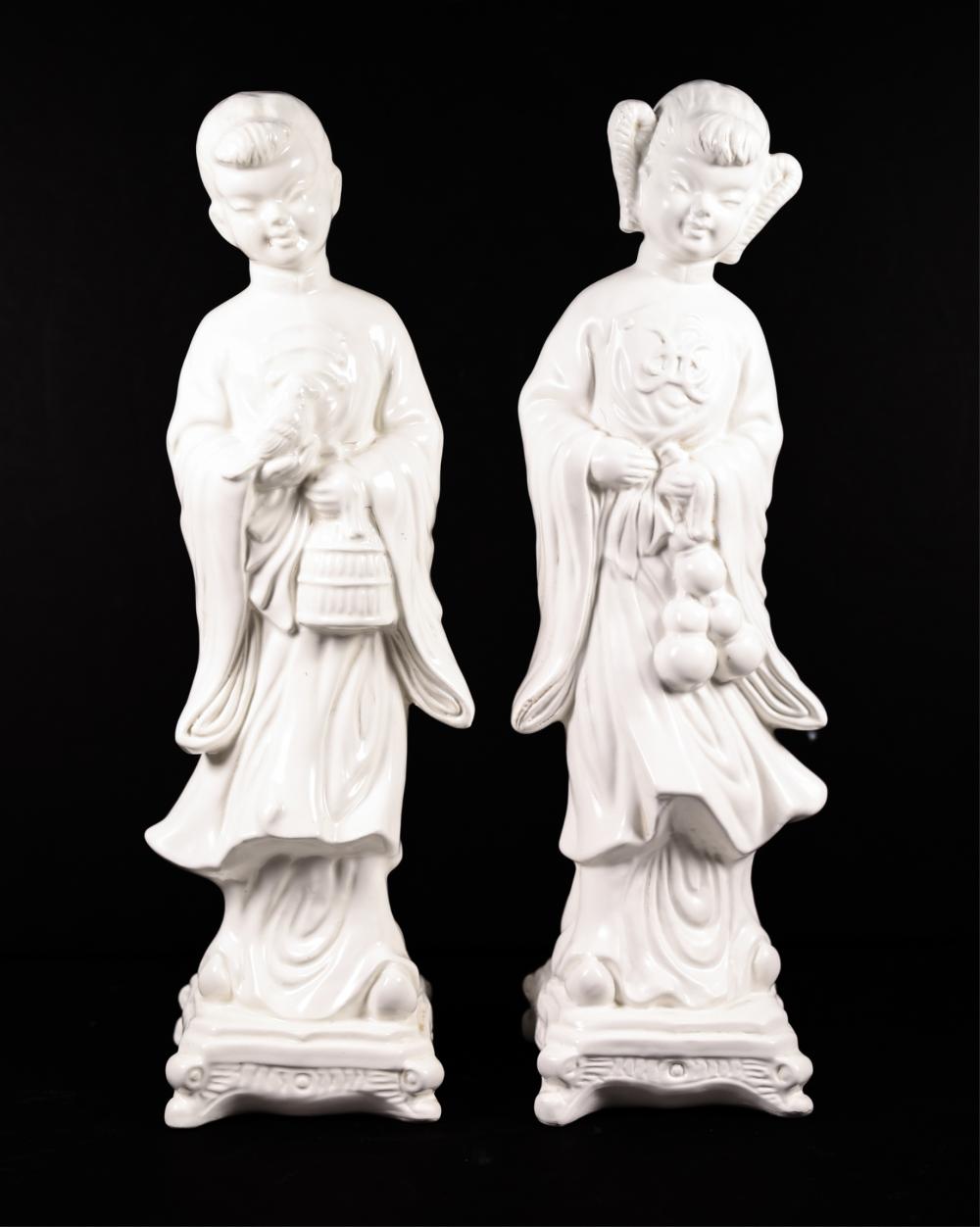 VINTAGE BLANC DE CHINE STATUESA