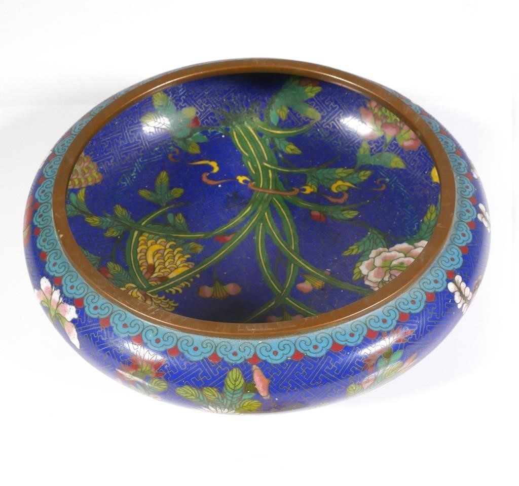 VINTAGE BLUE CHINESE CLOISONNE BOWL