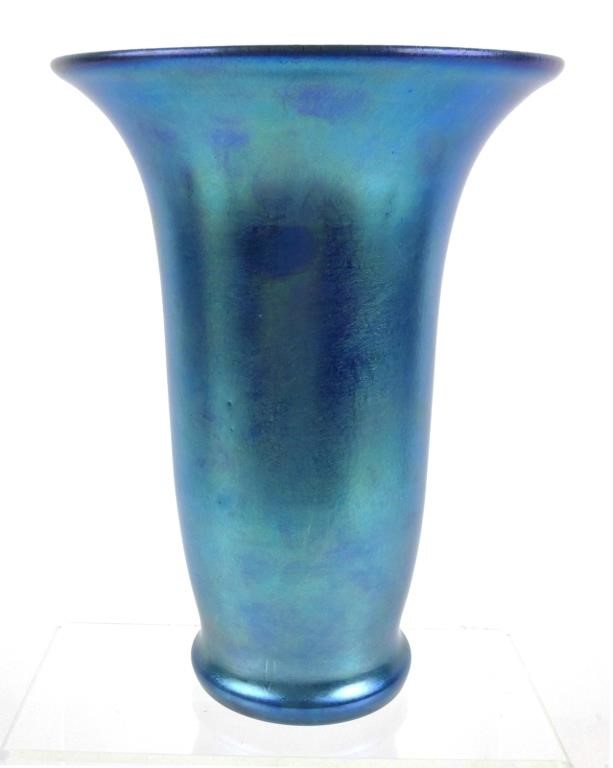 VINTAGE BLUE FAVRILE IRIDESCENT ART