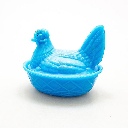 VINTAGE BLUE MILK GLASS HEN ON