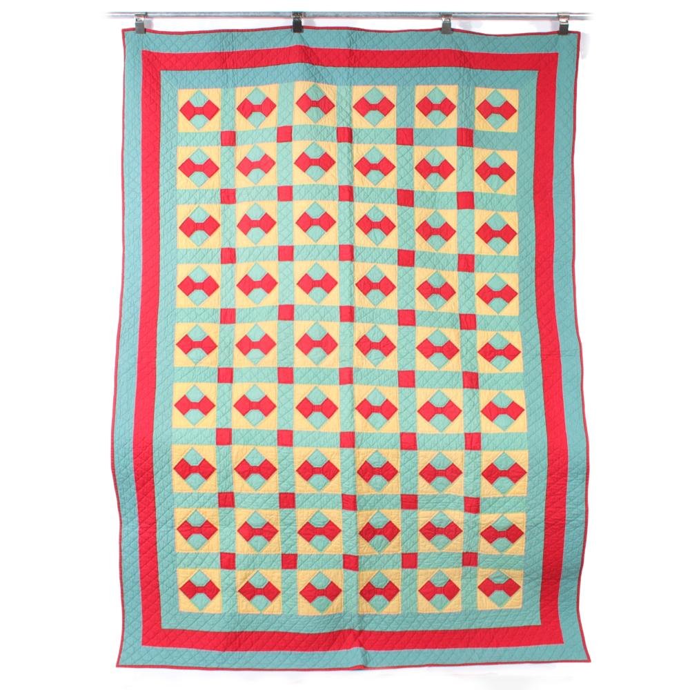 VINTAGE BOWTIES QUILT, HAND