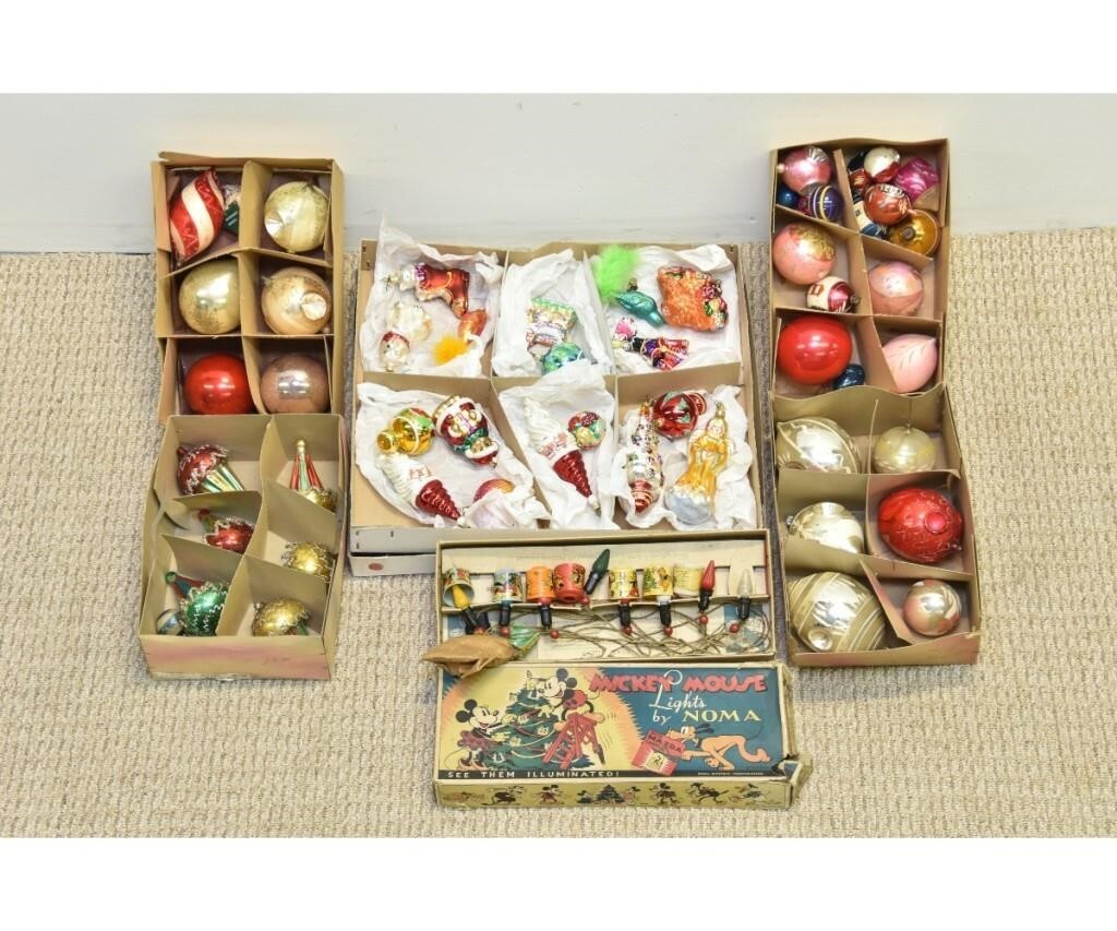 Vintage boxed Mickey Mouse lights