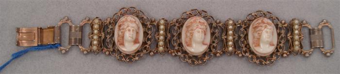 Vintage bracelet with beautiful