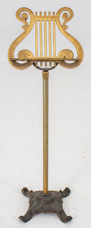 VINTAGE BRASS MUSIC STAND Vintage