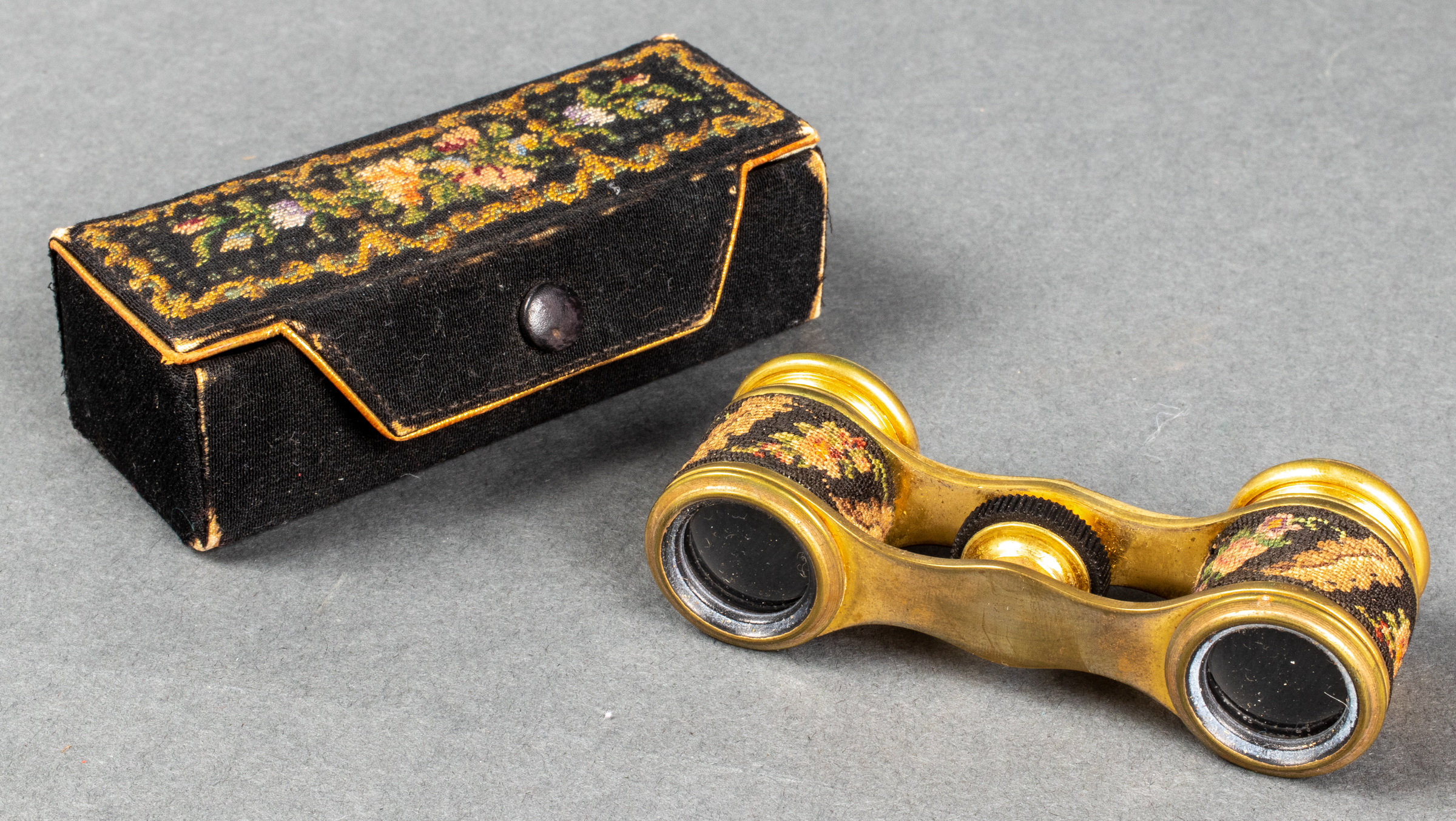 VINTAGE BRASS OPERA GLASSES /