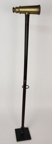 VINTAGE BRASS THREE-DRAW SPYGL