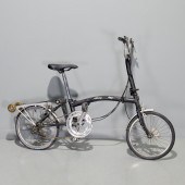VINTAGE BROMPTON FOLDING BICYC