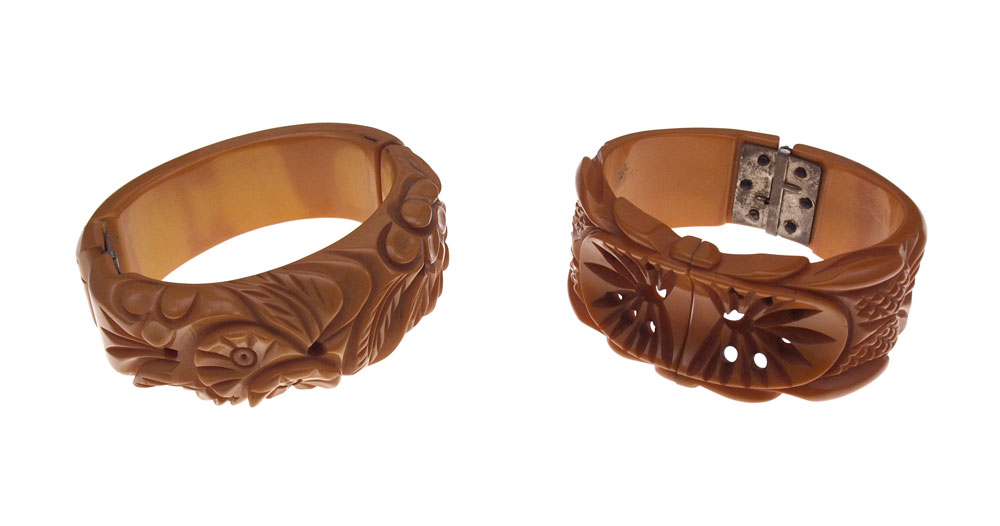VINTAGE BUTTERSCOTCH BAKELITE