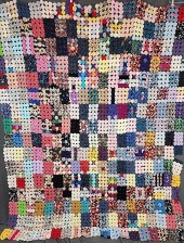 Vintage c1980 YoYo Quilt or be