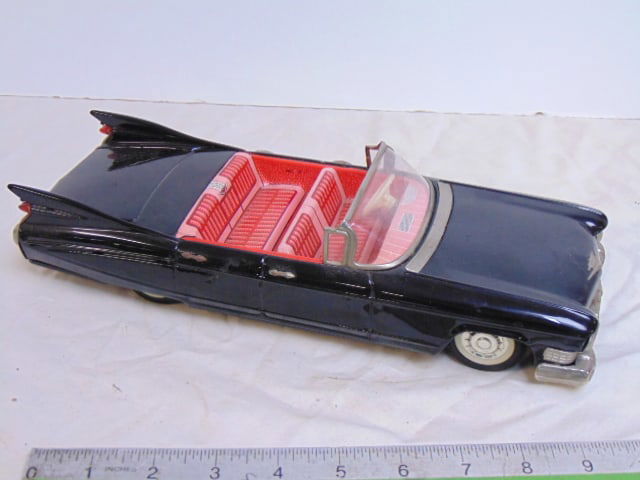 VINTAGE CADILLAC TOY CAR, MADE IN
