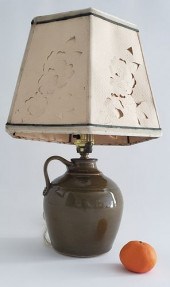 VINTAGE CAPTIVE POTTERY GREEN