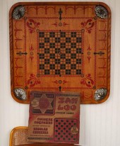 VINTAGE CARROM BOARD AND CHINE
