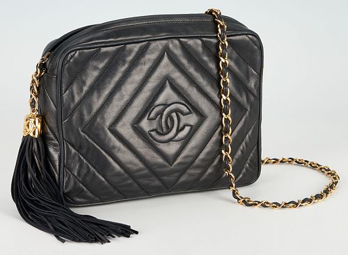 VINTAGE CHANEL BLACK QUILTED