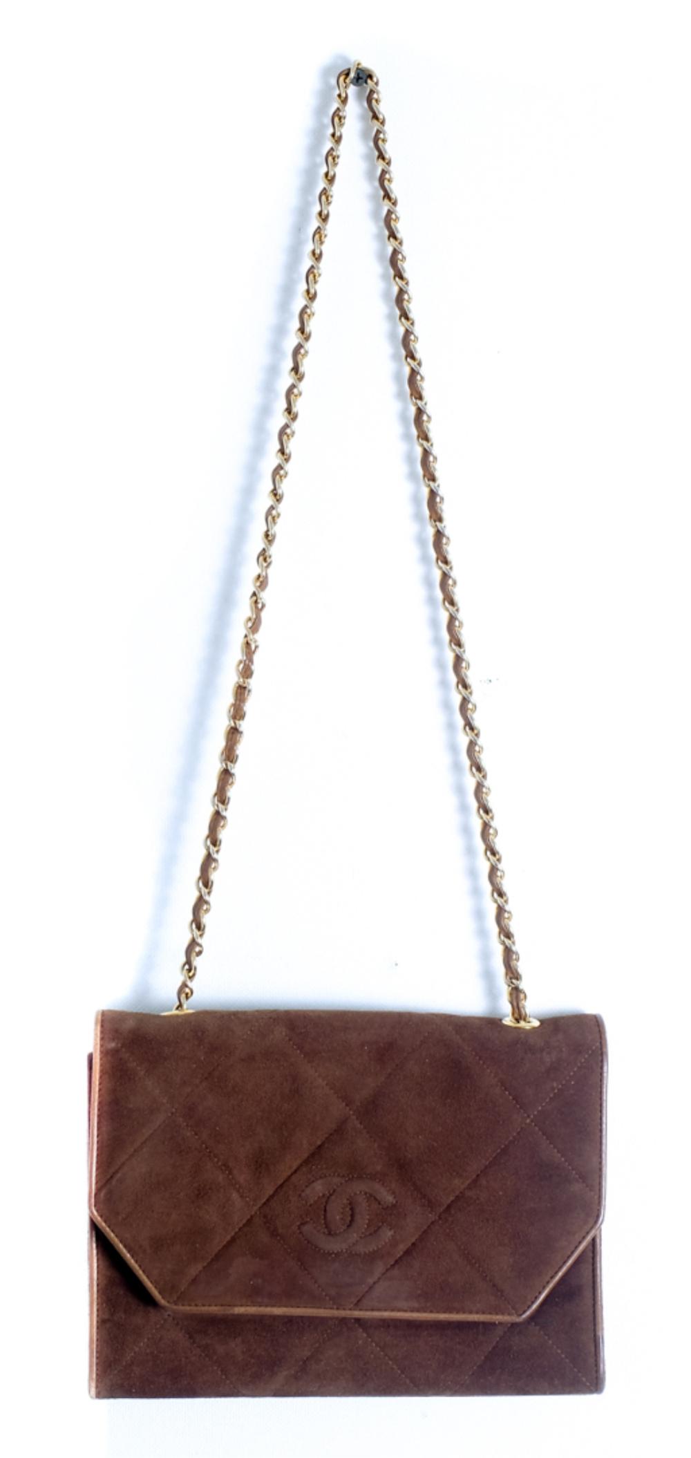 VINTAGE CHANEL BROWN SUEDE FLAP