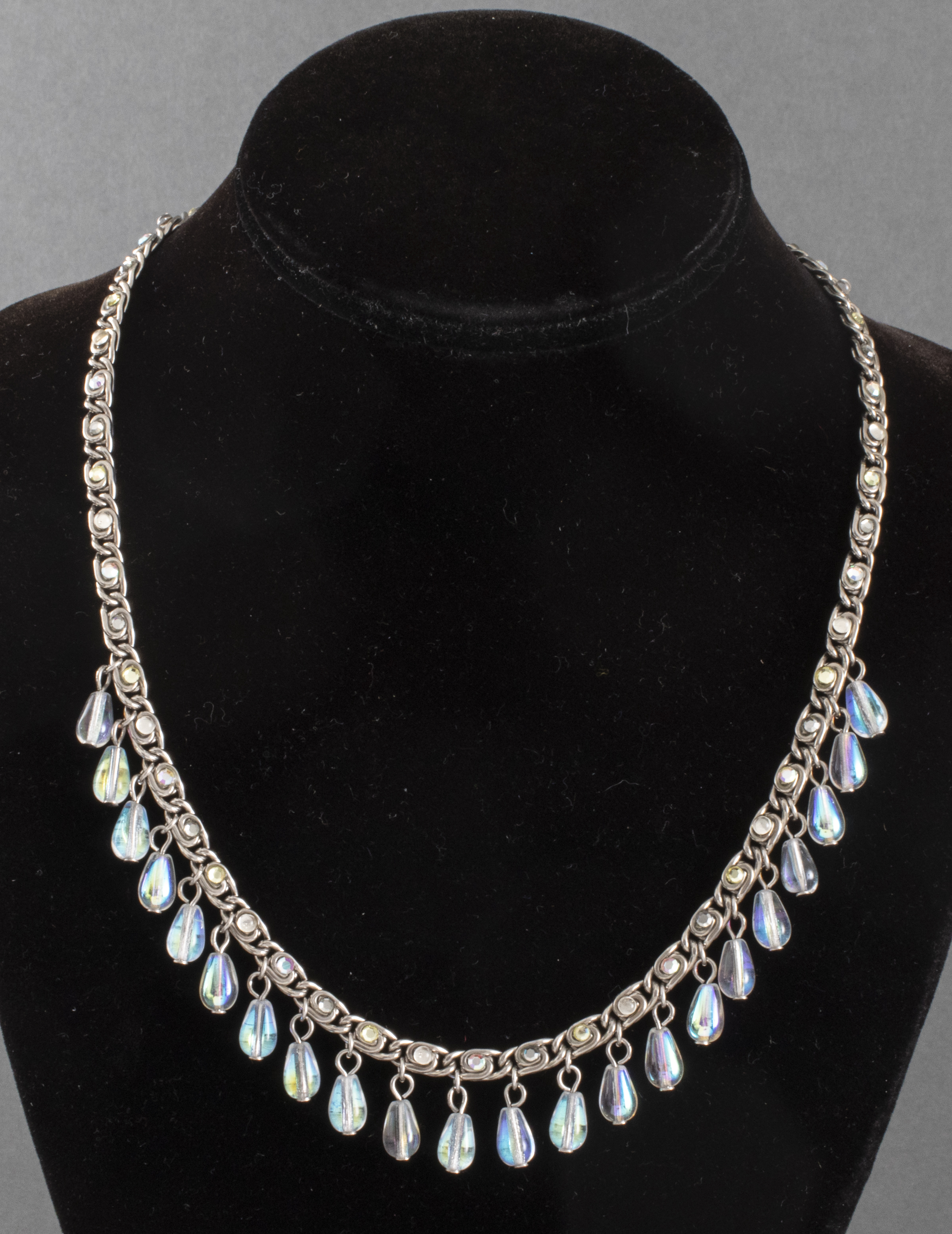 VINTAGE CHANEL CHAIN & BEADED