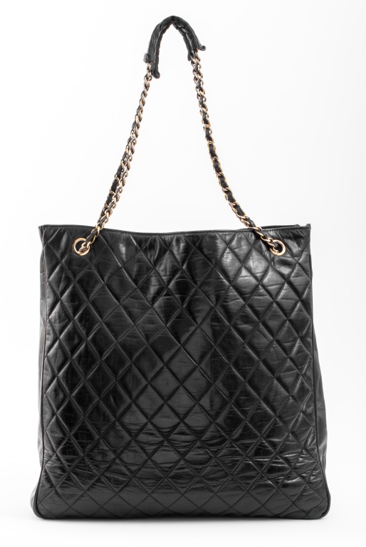VINTAGE CHANEL QUILTED BLACK