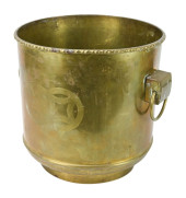 VINTAGE CHINOISSERIE BRASS PLA