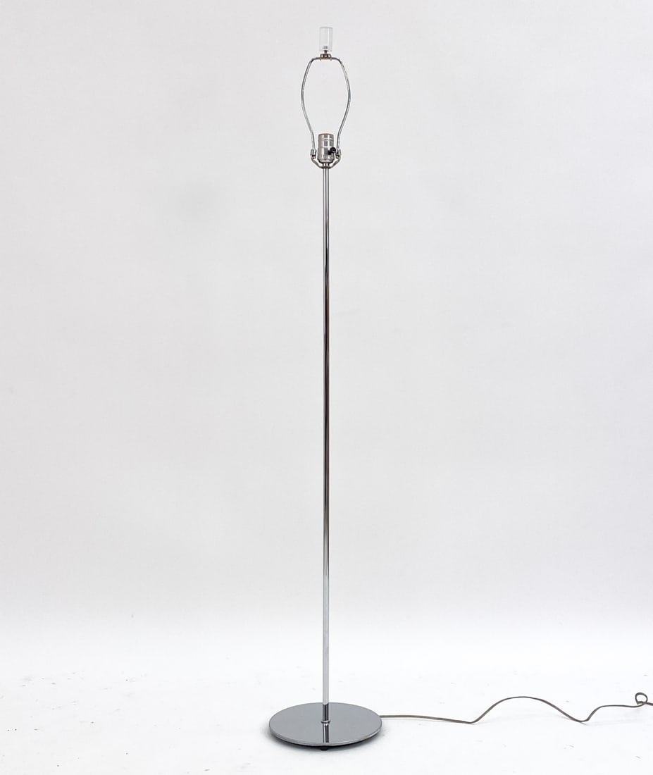 VINTAGE CHROME FLOOR LAMPChrome