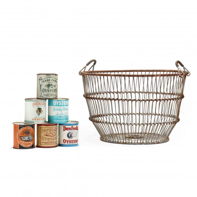 VINTAGE CLAM BASKET WITH SIX PINT