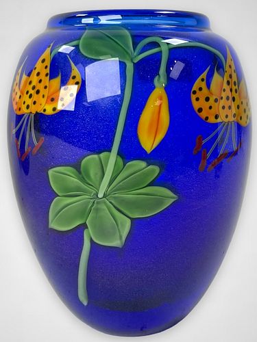 VINTAGE COBALT BLUE BLOWN ART GLASS