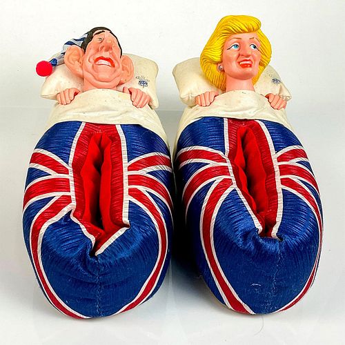 VINTAGE COLLECTIBLE DIANA AND