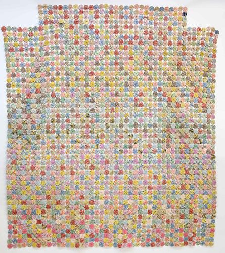 VINTAGE COLORFUL YOYO QUILT